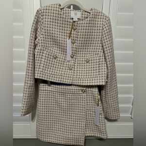 House of Harlow 1960 Cream and pink Tweed like Blazer Skort Set